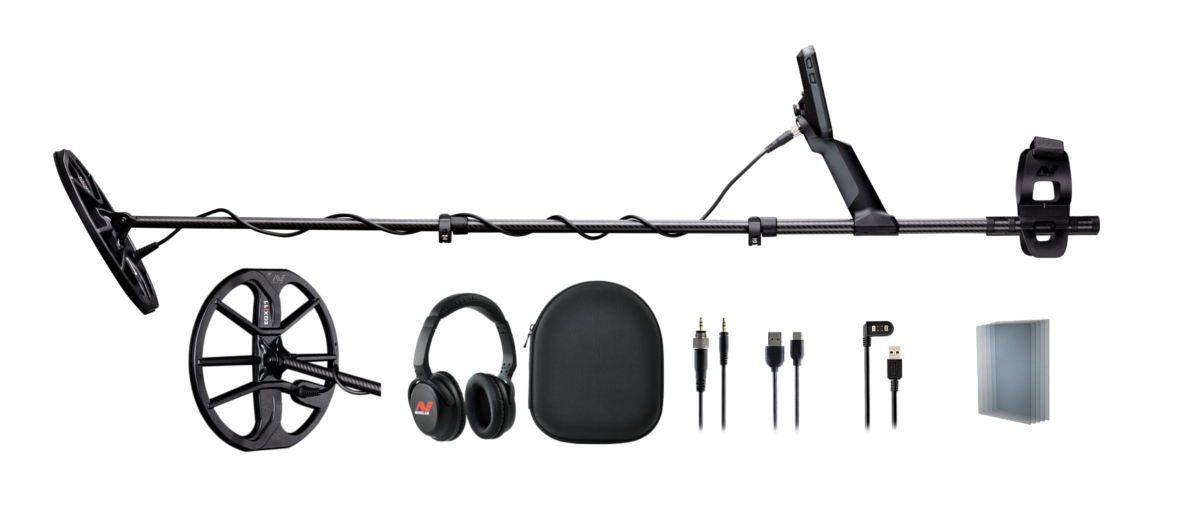 Equinox 700 Contents